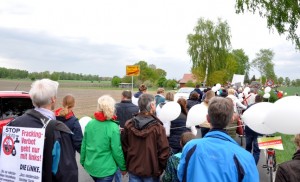 Demo gegen Lagerstättenwasser-Verpressung zwischen Dahlbrügge und Völkersen
